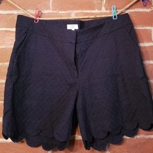 Crown & Ivy Scalloped bottom shorts